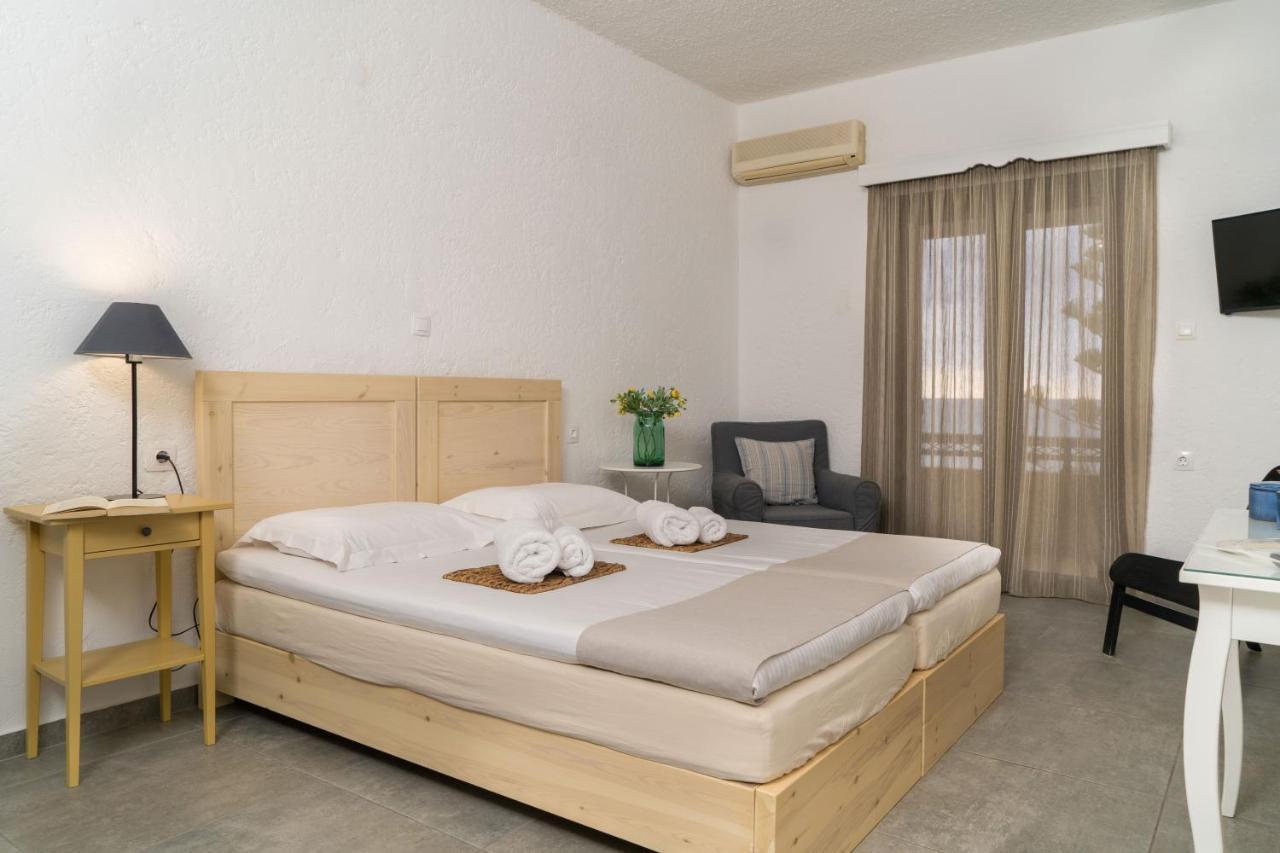 Villa Plori Makrýgialos Extérieur photo