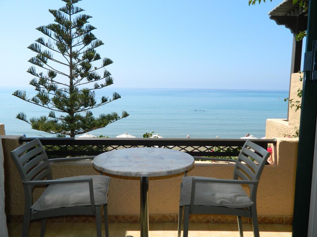 Villa Plori Makrýgialos Extérieur photo
